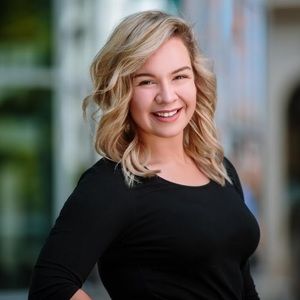 Meet your Posher, Pamella